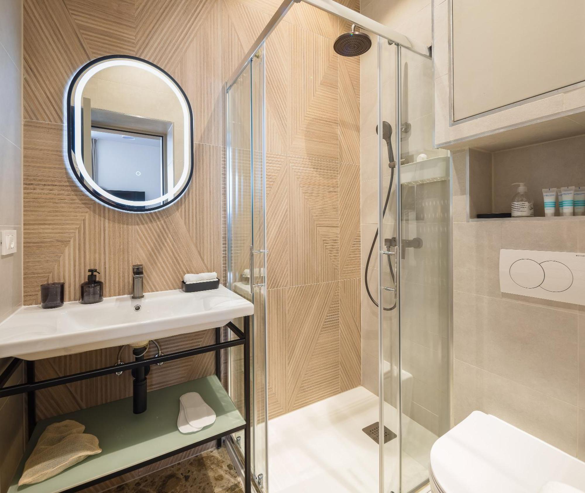 Piac Luxury Split